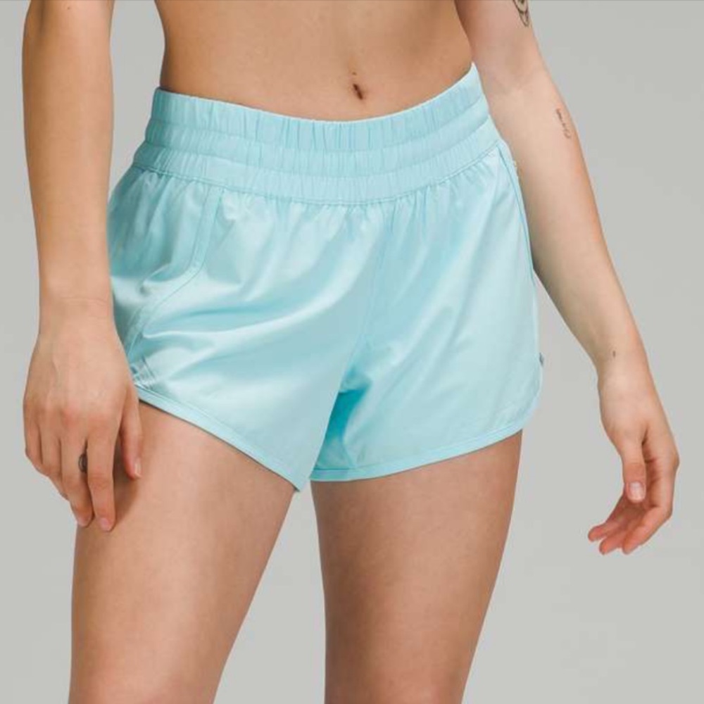 LULULEMON Women’s athletica Sky Blue Shorts Size 2